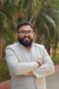 Dr. Sheshang D. Degadwala, editor of the book on Artificial Intelligence and Machine Learning